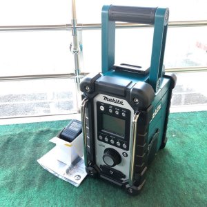 マキタ makita 充電式ラジオ MR102☆現場ラジオ